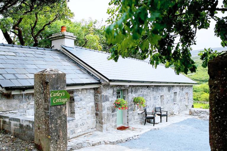 Cottage Formoyle West