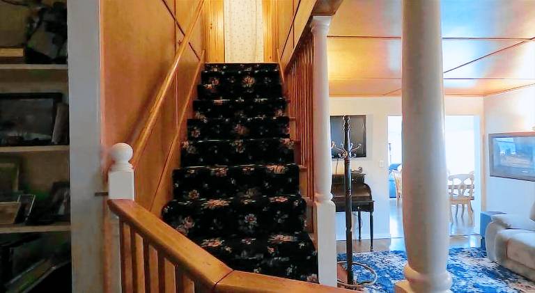 Vacation home with hot tub | Dogs allowed — photo 4