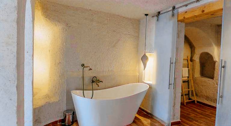 Potamia Cave Suites — photo 2