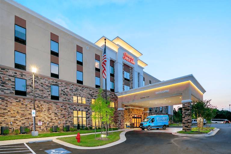 Hampton Inn & Suites by Hilton Glenarden Washington DC