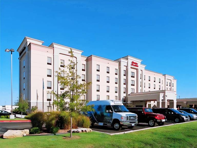 Hampton Inn & Suites Tulsa/Catoosa in Catoosa, OK