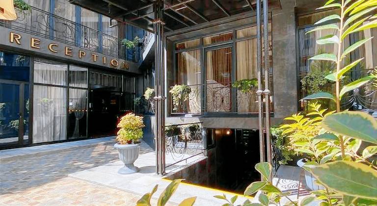 Batumi West Hotel — photo 2
