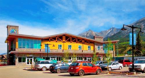 Hostel  Canmore