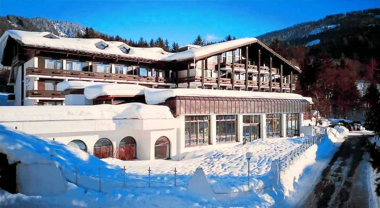 Serviced apartment with pool & sauna | Ski nearby | Pets are welcome in Maria Alm am Steinernen Meer