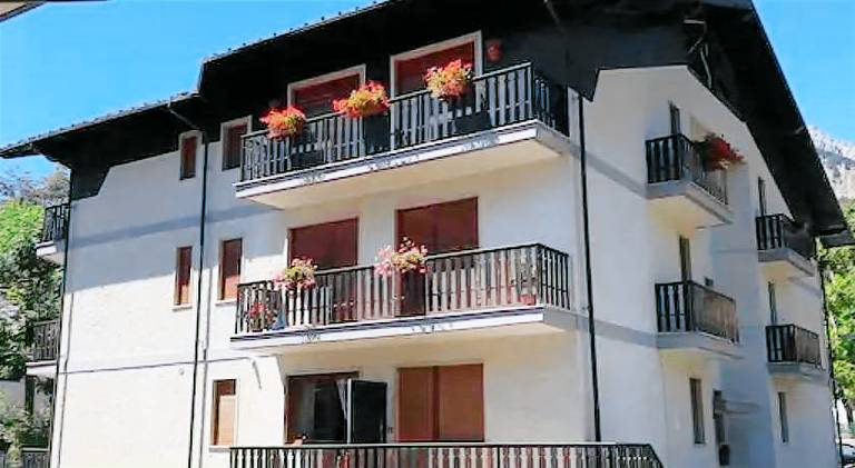 Rental apartment with terrace | Next to the ski | Suitable for remote work | Pets allowed — photo 4