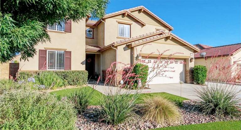 House  Menifee