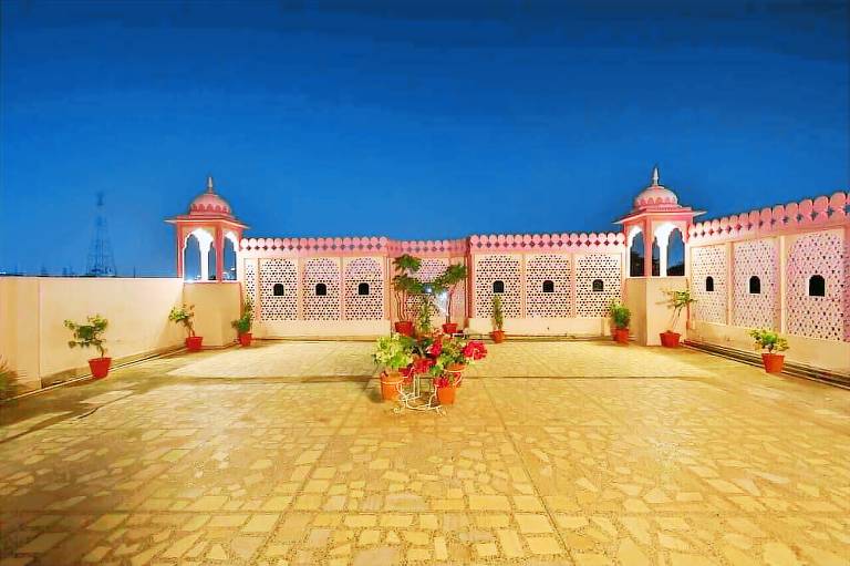 Hotel Jaisingh Palace