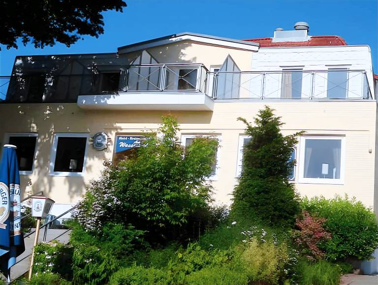 Hotel am Wasserschloss Glucksburg in Gluecksburg