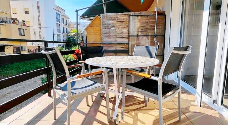 Holiday apartment with terrace — photo 2