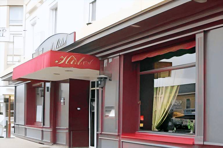 Brit Hotel Roanne - Le Grand Hotel in Roanne