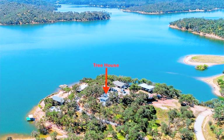 Cabin Lake Nacimiento
