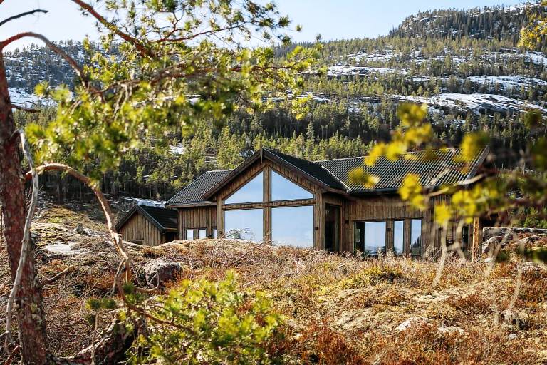 Villa Lakehouse Moss with sauna boat & jacuzzi