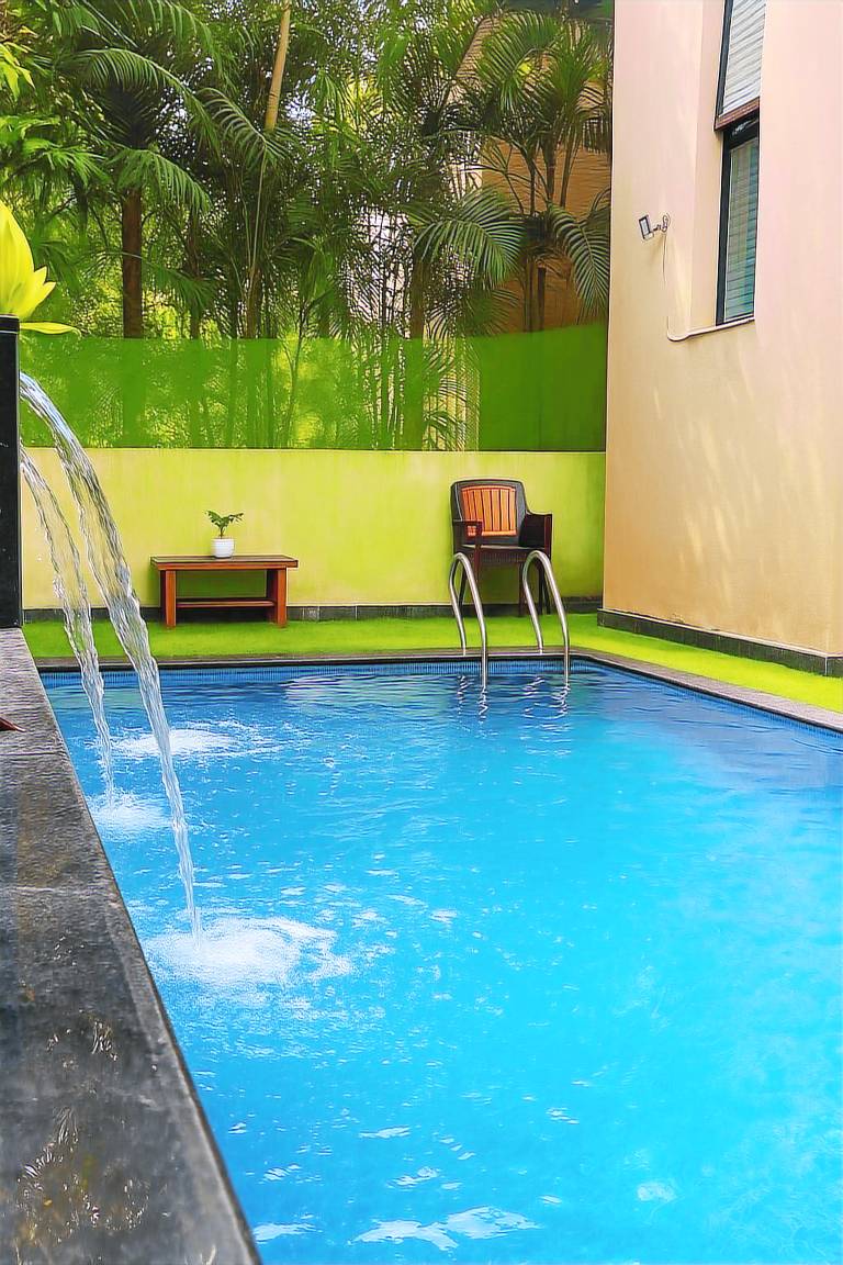 Villa with barbeque | Water view in Kolkata