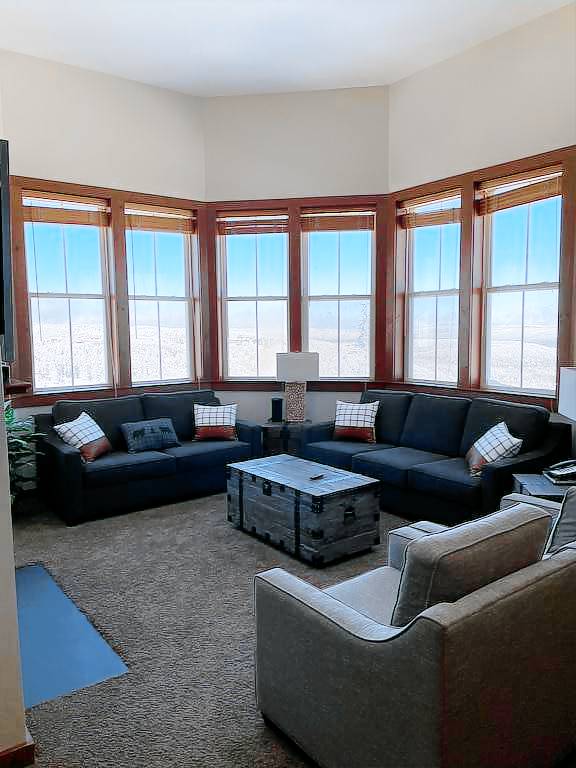 Condo Snowshoe