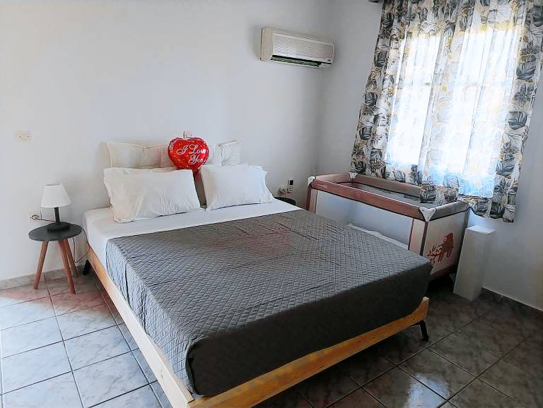 Apartment 'Maistrali Second Floor 1' with Sea View, Wi-Fi and Air Conditioning — photo 2