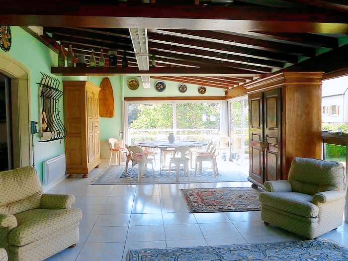 Villa with barbeque & yard | Garden view — photo 3