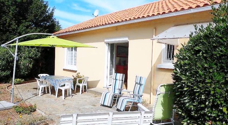 House with 2 rooms for 5 persons — photo 3