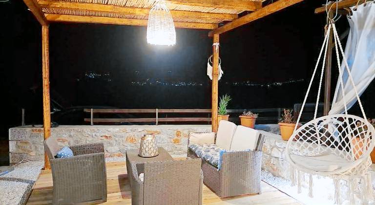 Vacation home with garden & terrace — photo 4