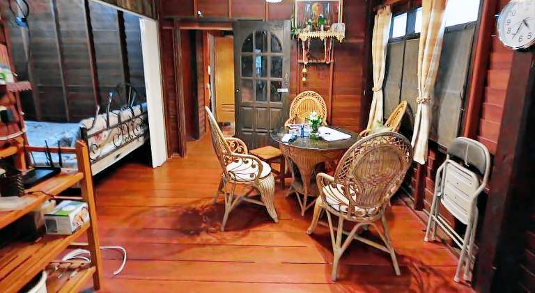 House in the Forest Doisaket