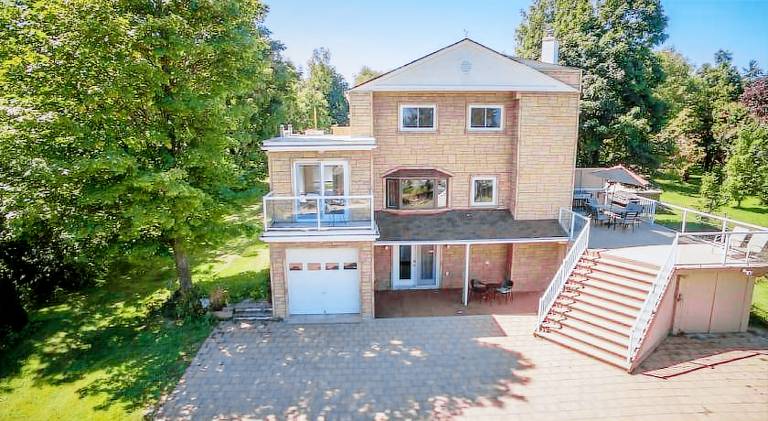 Ample vacation home with jacuzzi & sauna | Dogs allowed — photo 4