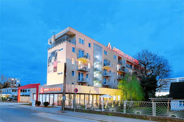 Amedia Luxury Suites Graz, Trademark Collection by Wyndham — photo 4
