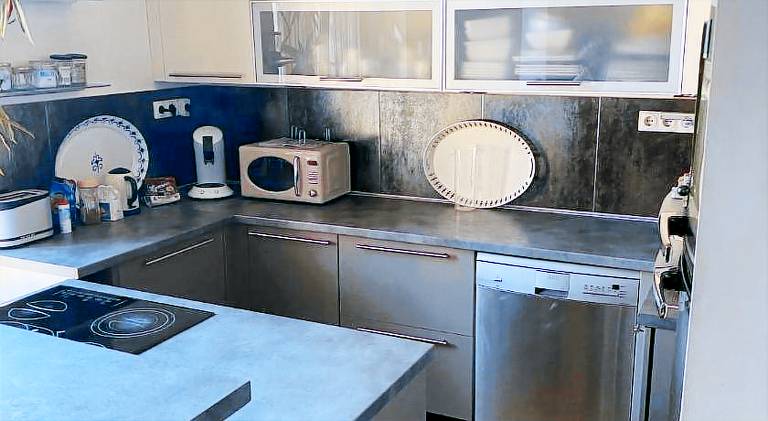 Modern house in central with pool — photo 2