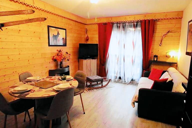 Residence Terrasses D'etigny - CENTRAL LUCHON BEAUTIFUL TWO CONFORT WIFI PARTS - PARKING in Bagnères-de-Luchon