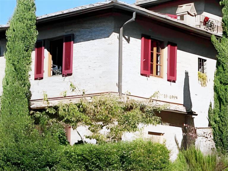 Holiday apartment with BBQ, terrace & pool in Certaldo