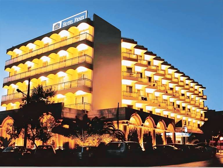 Fenix Hotel in Glyfada