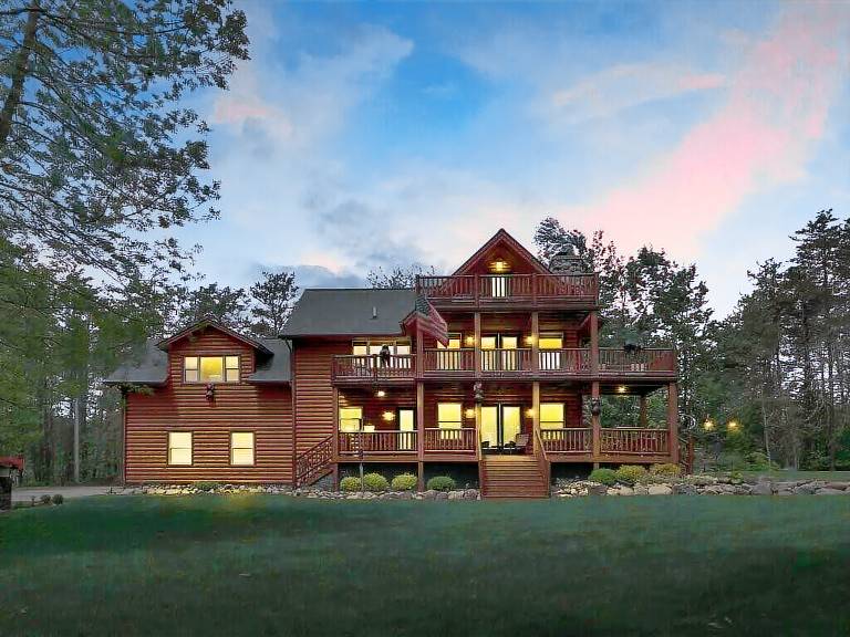 Cabin  Mullett Lake