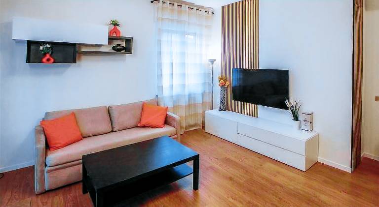 Rental apartment with 2 rooms for 6 persons — photo 2