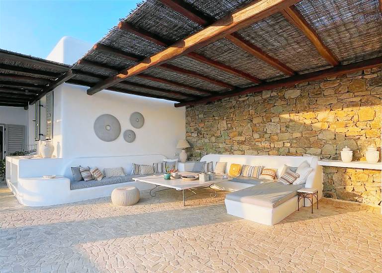 Villa "Calma Beach House" with Private Terrace & Wi-Fi — photo 5