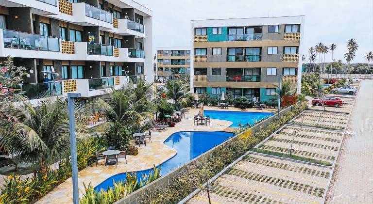 Rental apartment with pool & hot tub — photo 2