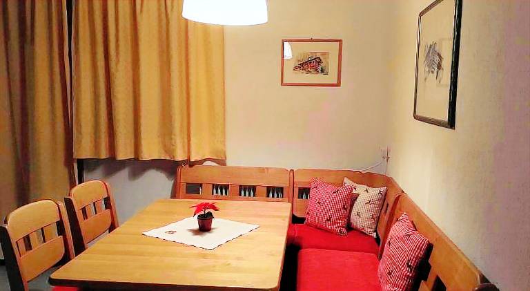 Rental apartment with 2 rooms for 6 persons — photo 3