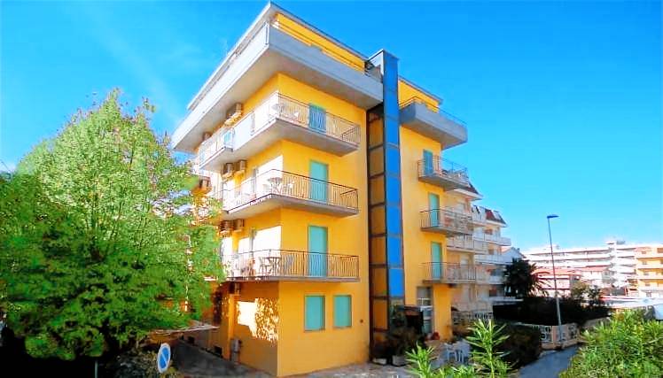 Aqua Family Apartments - Appartamenti con spiaggia, piscina, parcheggio e bici incluse — photo 4