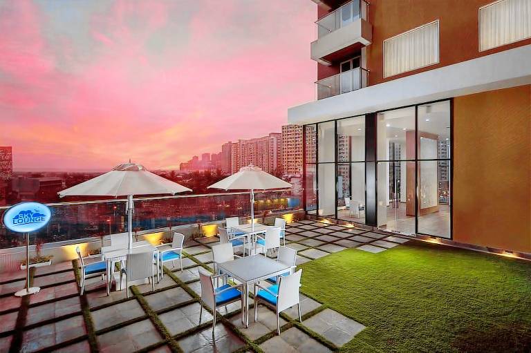 Royal Hometel Suites Dahisar Mumbai