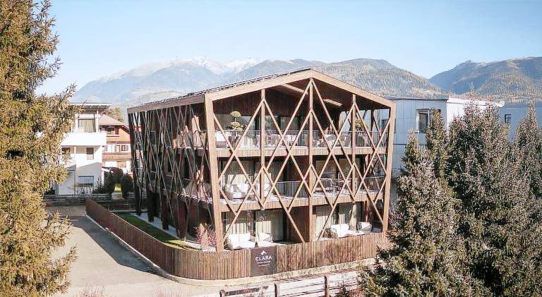 Serviced apartment with terrace | Pets are welcome in Brunico
