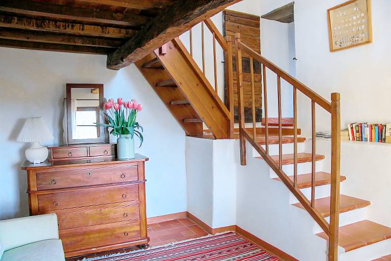 Escape to Charming Marche Italy - Pet-friendly Retreat with Garden & Pool — photo 3