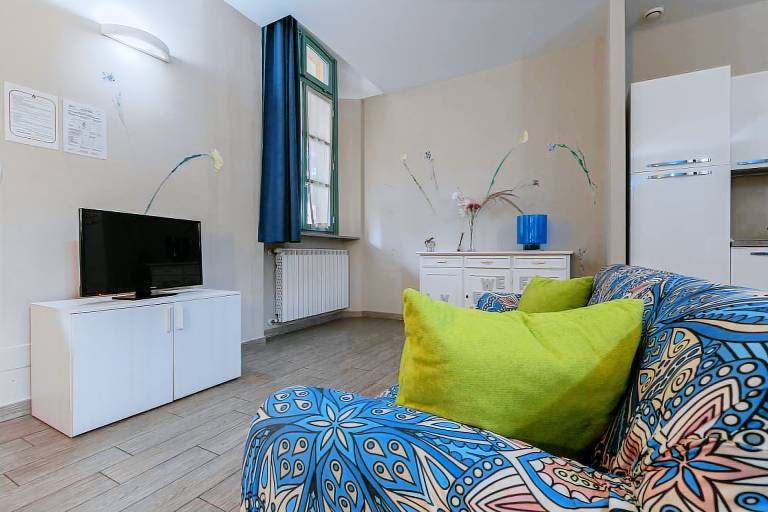Holiday apartment with garden — photo 4