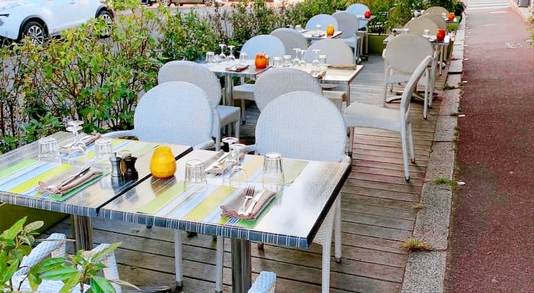 HOTEL PARIS VESINET- Logis Hotel Restaurant — photo 4