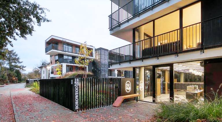 Apartment with yard & patio | Dogs allowed — photo 3