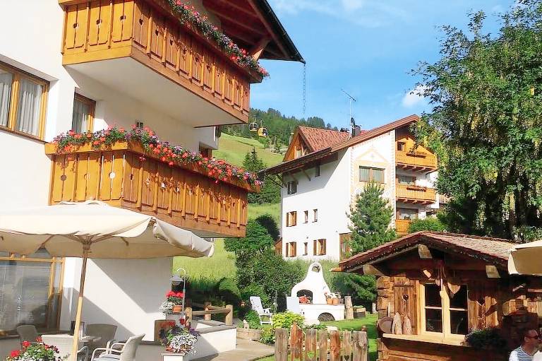 Bed & Breakfast  Badia