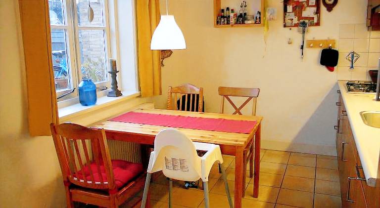 Apartment with patio — photo 5
