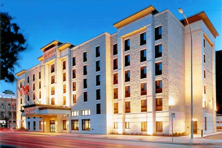Humphry Inn & Suites