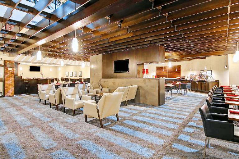Holiday Inn Oakville Centre By IHG — photo 5