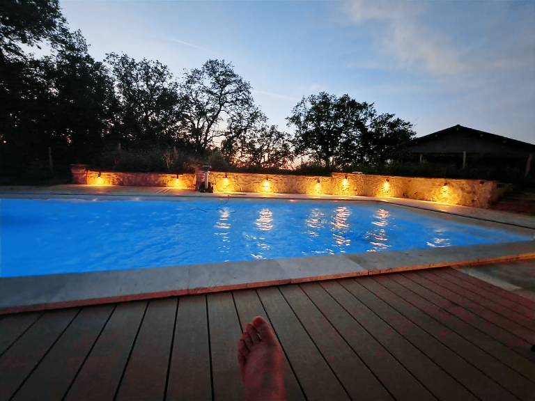 Gite with patio, yard & barbeque — photo 4