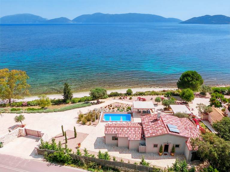 Βίλα Παραλία Κουτσουπιά