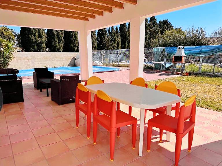 Villa with garden, private pool & BBQ | Beach nearby | Pet-friendly — photo 2
