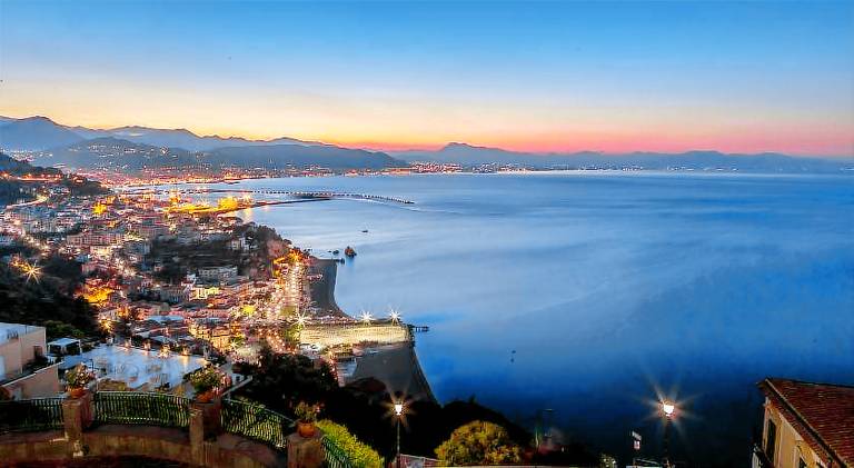 Holiday apartment with 2 rooms for 5 persons in Maiori