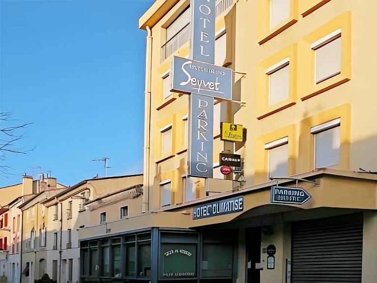 Hotel AUSTRIA Style -Ex Nestor Hotel in Bourg-les-Valence